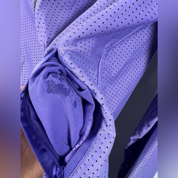 Lululemon Sweaty Or Not Jacket - Iris Flower Size 8 - Picture 5 of 7
